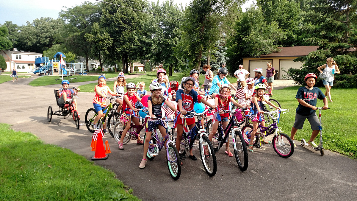 Kids riding at BikeMN Classic